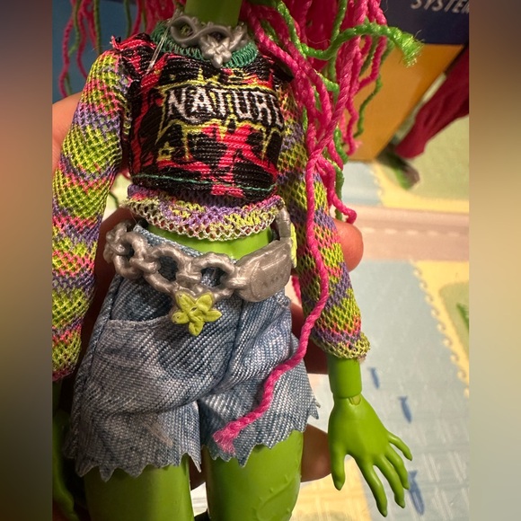 Monster High Venus Mcflytrap Fashion Doll 12” - Picture 4 of 8